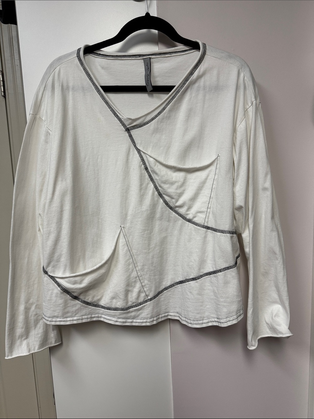 Cynthia Ashby lightweight, cotton top with stitching, size 1
